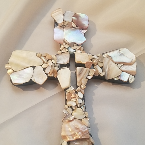 Wood Cross - Picture 2 of 3